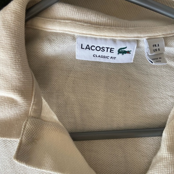 Lacoste Classic Fit cream Polo Shortsleeve Shirt Mens Size S 100% Cotton - Picture 2 of 3